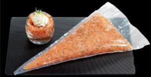 Tartare di salmone al coltello